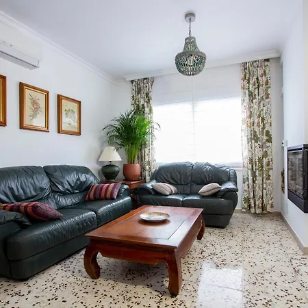 Newly Furnished Cozy House Next To The * Calafell