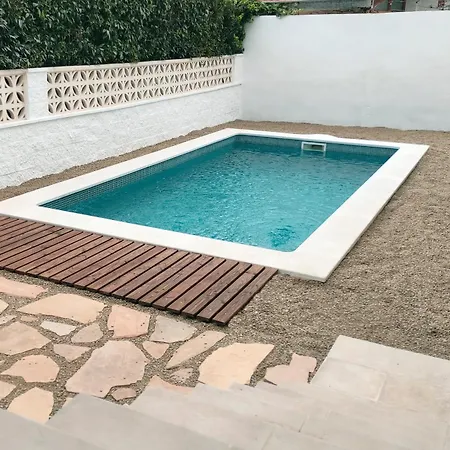 Newly Furnished Cozy House Next To The * Calafell